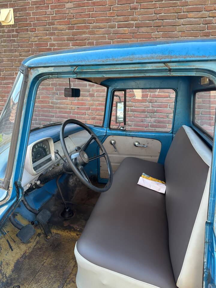 Image 7/17 of International Harvester A-112 (1958)