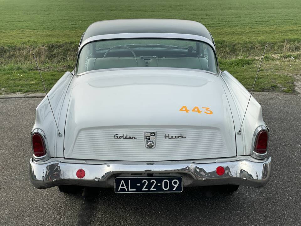 Bild 7/8 von Studebaker Golden Hawk (1956)