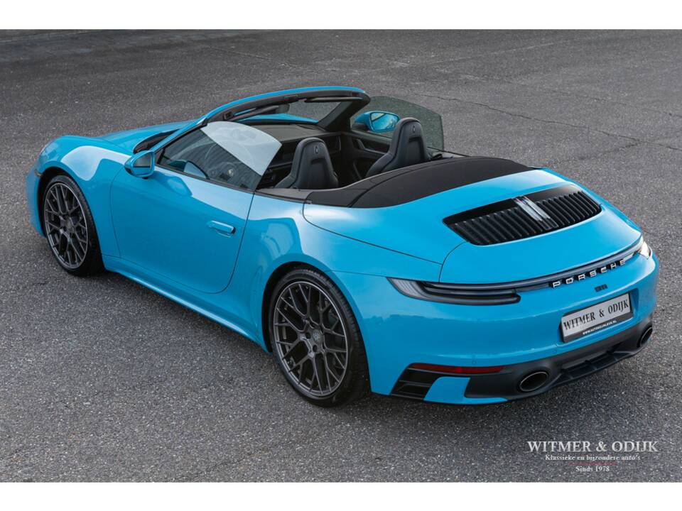 Image 2/42 of Porsche 911 Carrera (2020)