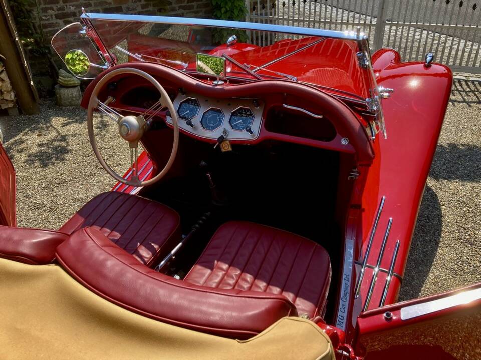 Image 3/8 de MG TF (1955)