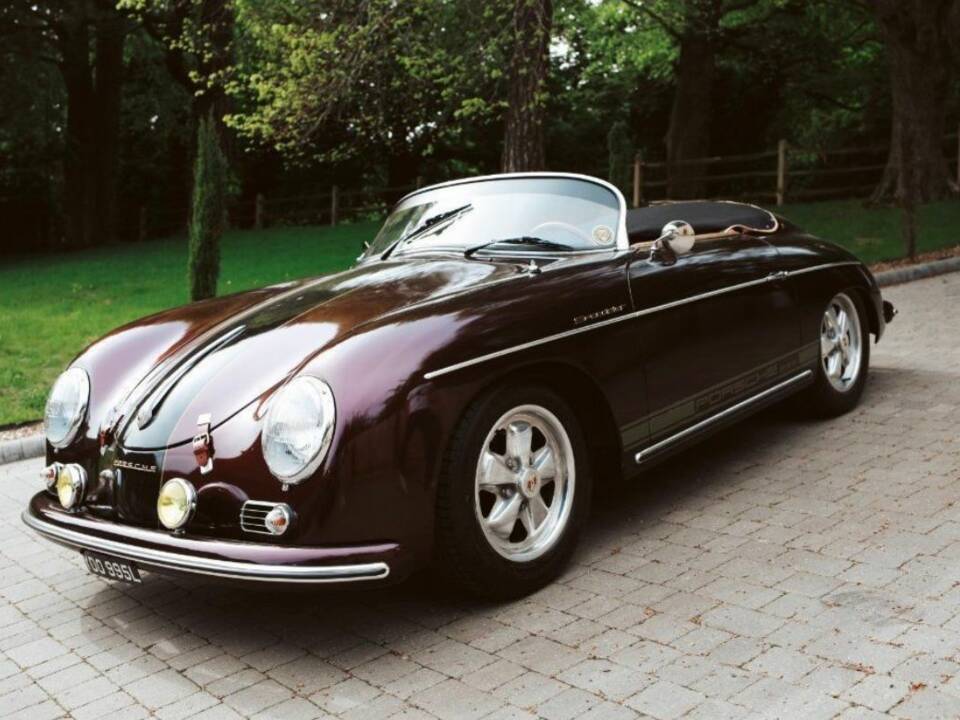 Image 1/15 of Intermeccanica Speedster (1973)