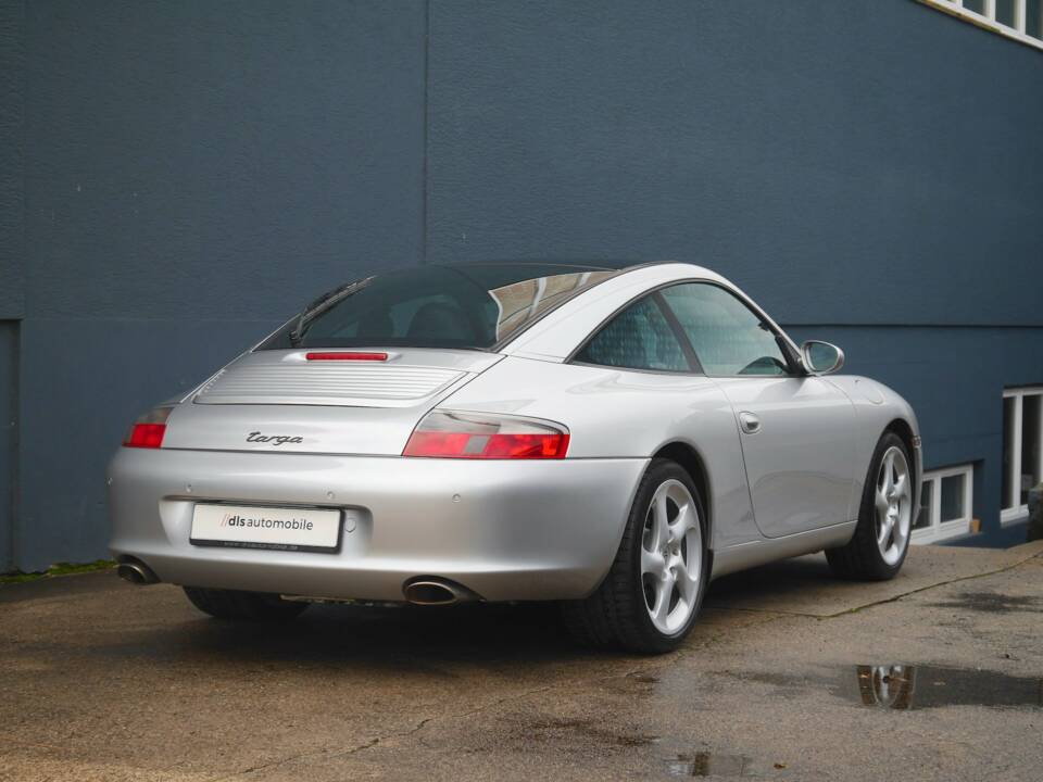 Bild 25/50 von Porsche 911 Carrera (2004)