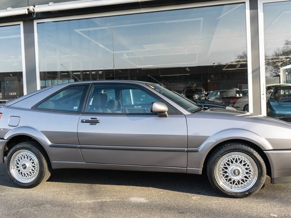 Bild 14/45 von Volkswagen Corrado G60 1.8 (1990)