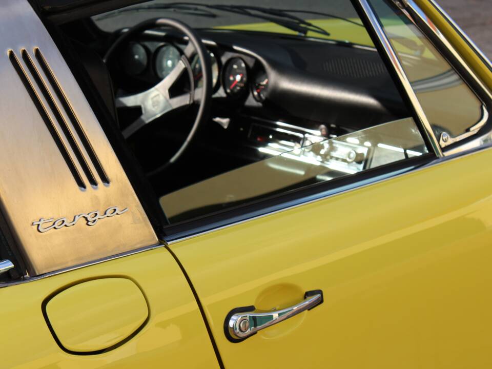 Bild 10/11 von Porsche 911 2.4 E "Ölklappe" (1972)