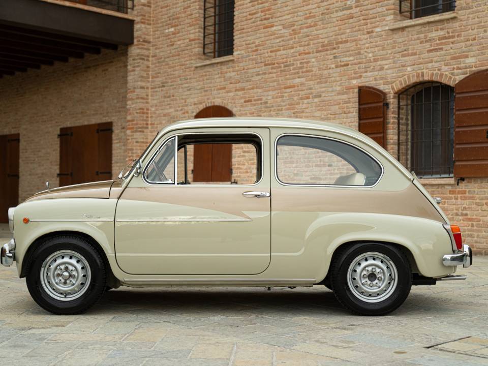 Image 5/43 de FIAT 600 D (1965)
