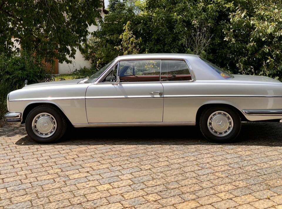 Bild 1/7 von Mercedes-Benz 250 CE (1972)