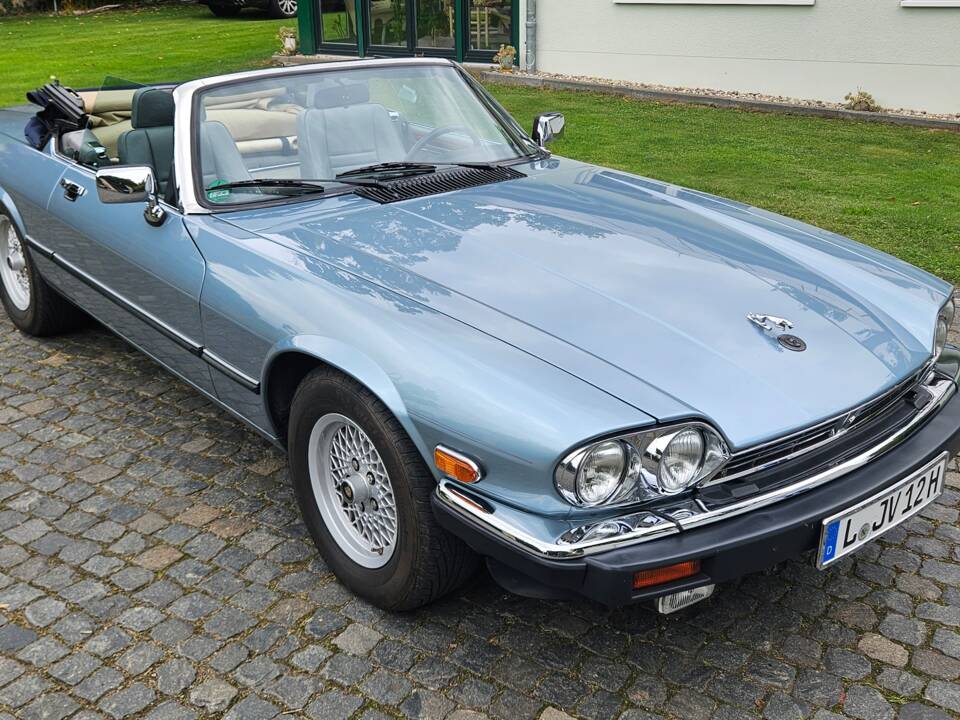 Image 2/13 de Jaguar XJS 5.3 V12 (1990)