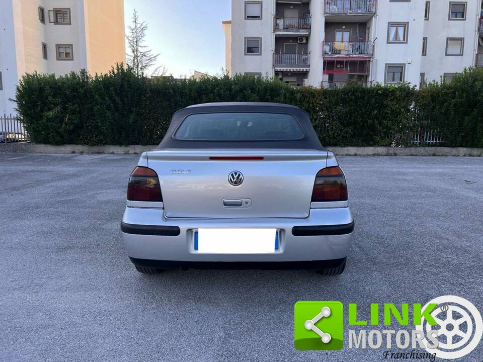 Bild 5/10 von Volkswagen Golf IV Cabrio 1.6 (2000)