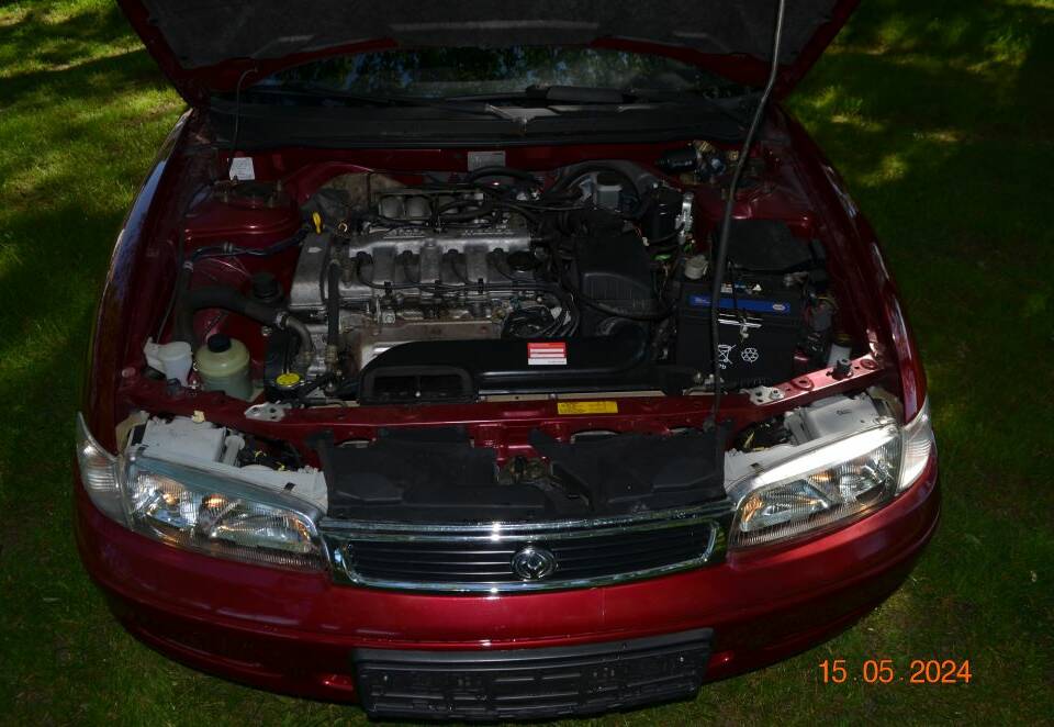 Image 27/38 of Mazda 626 2.0i (1994)
