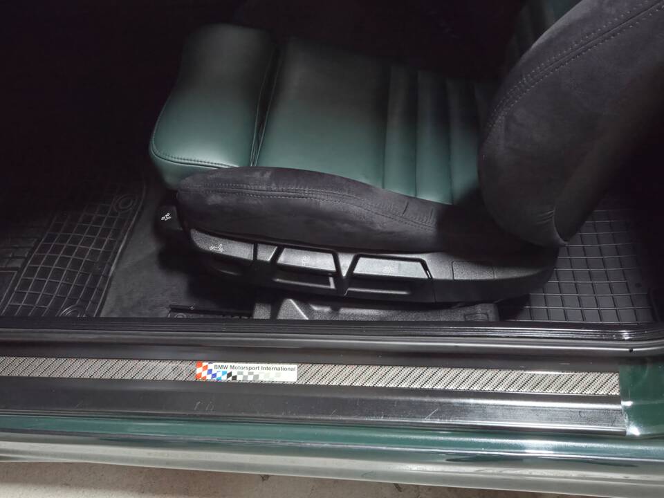 Image 23/54 of BMW M3 GT (1995)