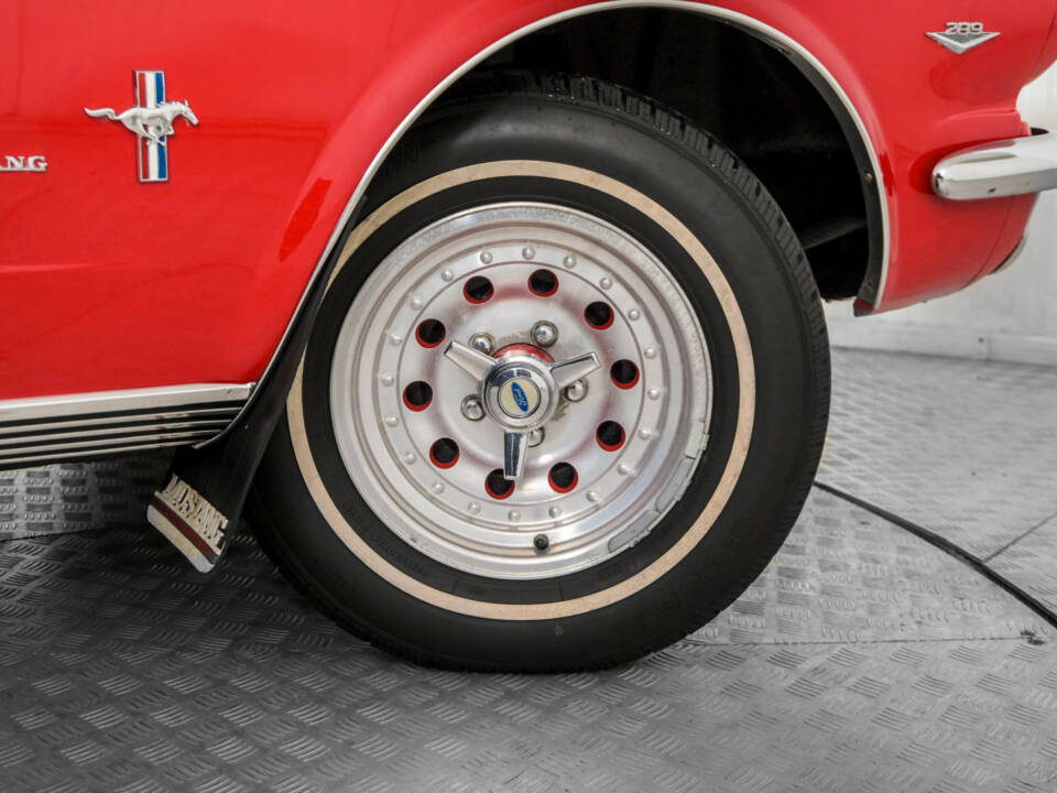 Image 47/50 of Ford Mustang 289 (1966)