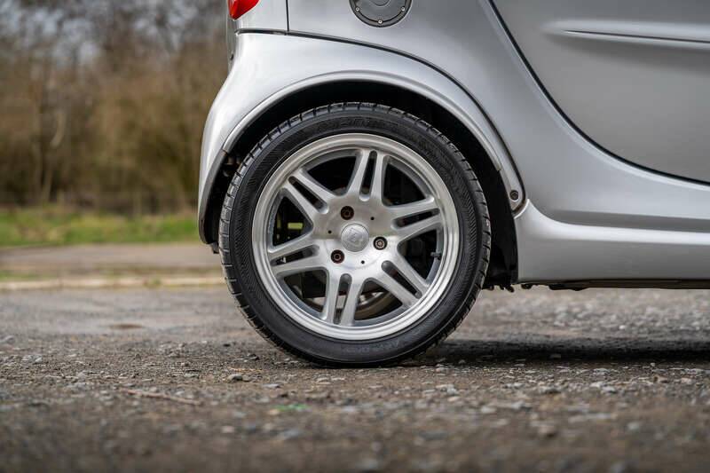 Image 44/50 of Smart Fortwo Brabus (2005)