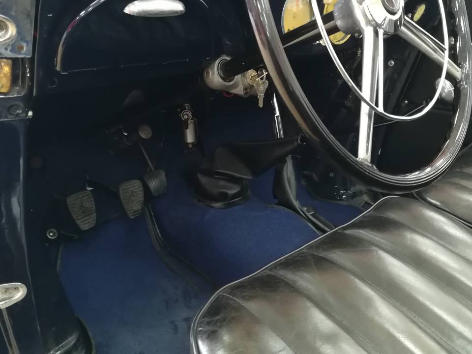 Imagen 27/50 de Mercedes-Benz 170 V Cabriolet B (1941)