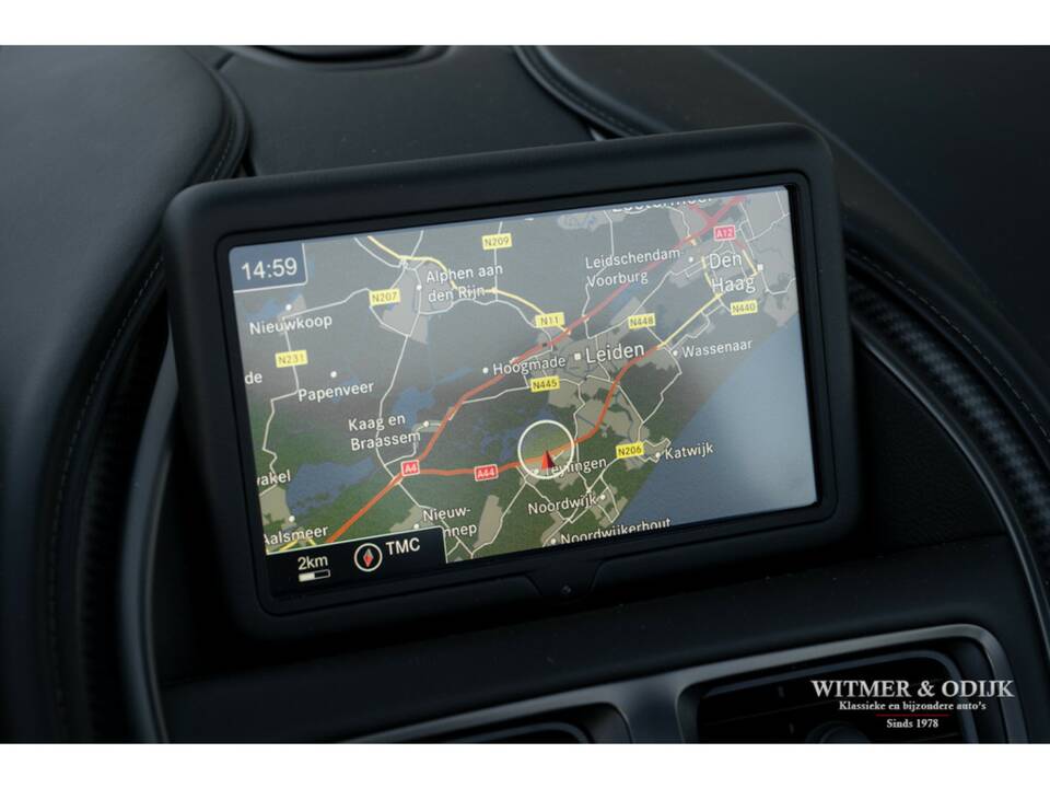 Image 10/41 de Aston Martin DB 11 Volante (2018)