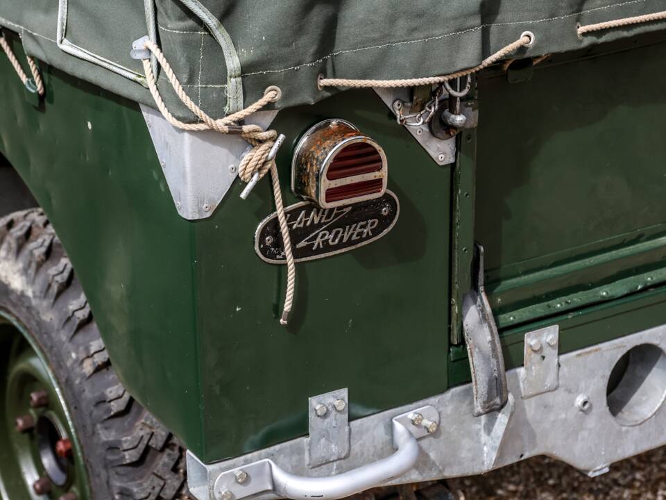 Image 23/34 of Land Rover 86 (1953)
