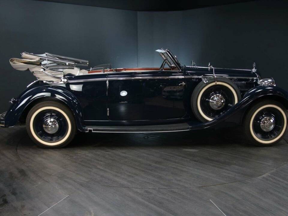 Image 6/50 of Mercedes-Benz 320 Cabriolet B (1939)
