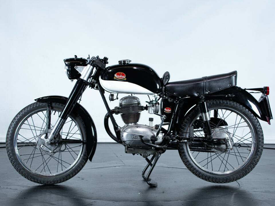 Image 1/50 of Mondial 125 (1961)