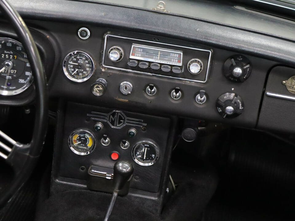 Bild 39/50 von MG MGB (1965)