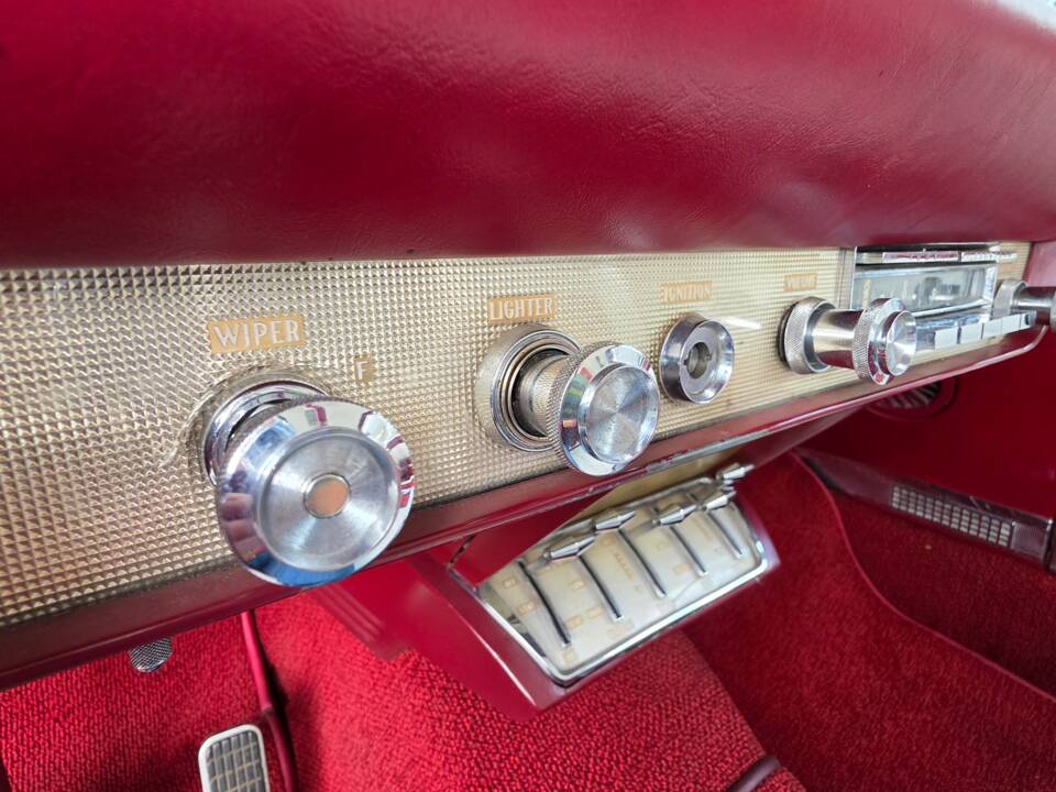 Image 20/75 of Lincoln Continental Mark II (1956)