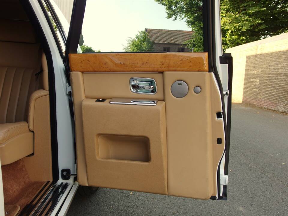Bild 64/98 von Rolls-Royce Phantom VII (2006)