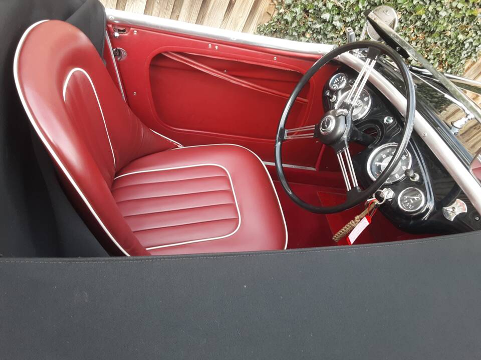 Bild 13/28 von Austin-Healey 100&#x2F;4 (BN1) (1954)