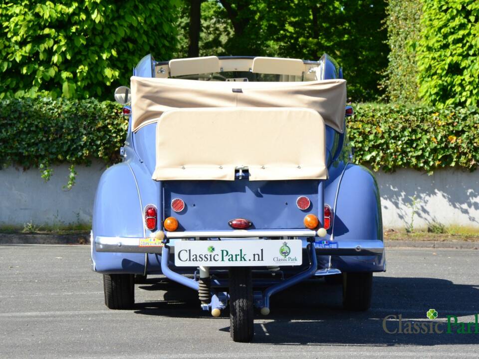 Imagen 4/50 de Renault 4 CV Décapotable (1954)