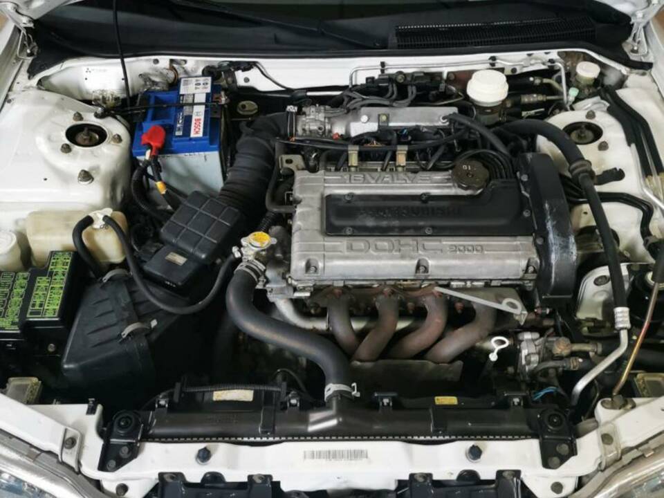 Image 11/21 of Mitsubishi Eclipse GS (1997)