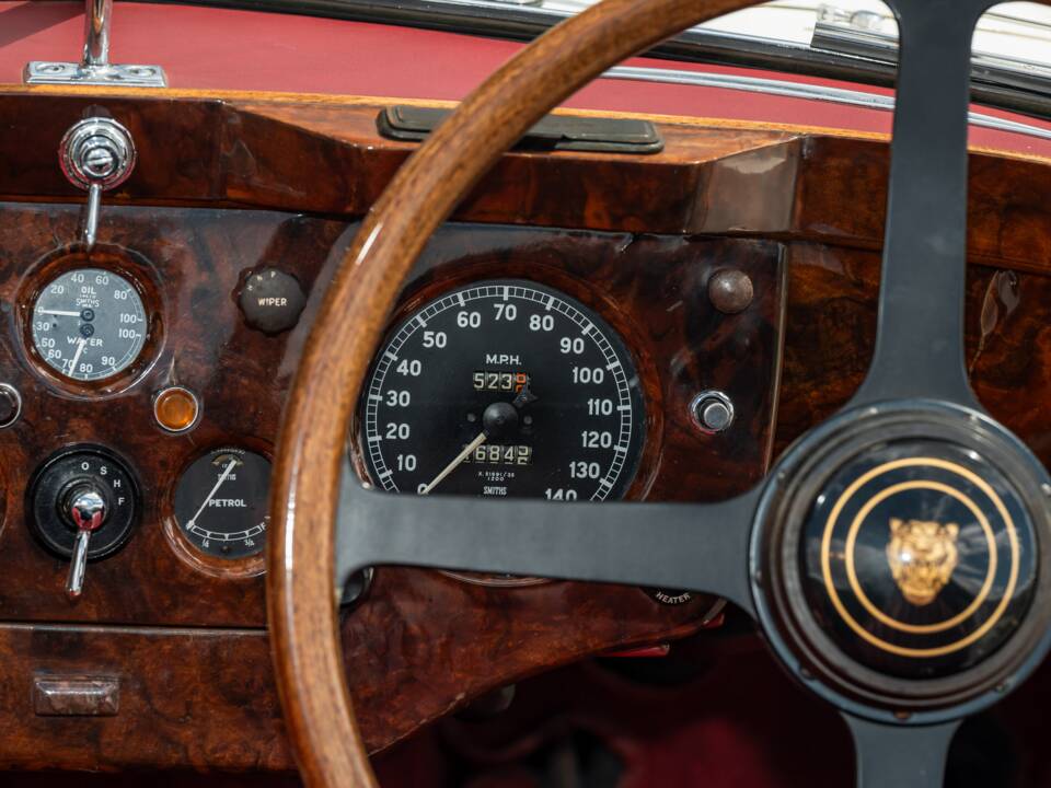 Image 53/58 of Jaguar XK 140 SE DHC (1955)