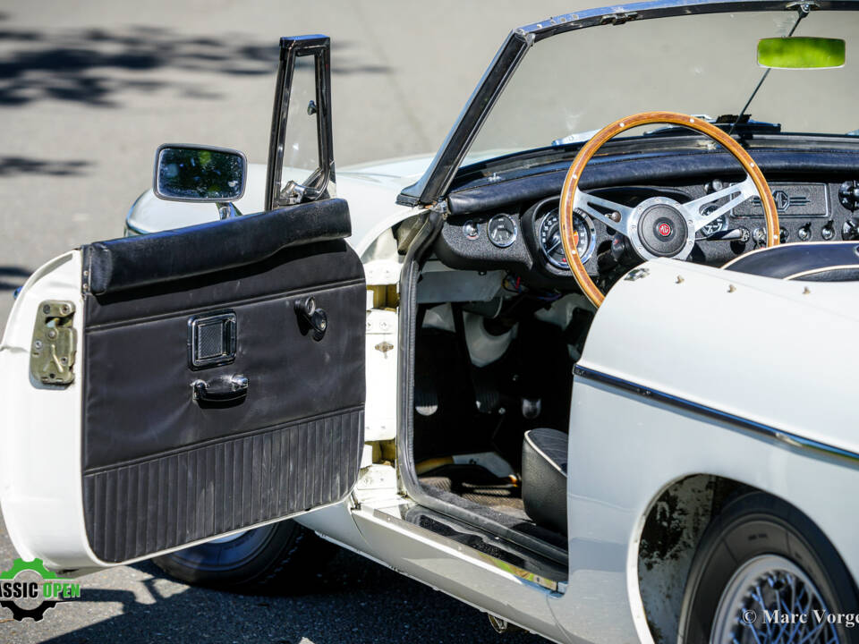 Bild 4/47 von MG MGB (1970)