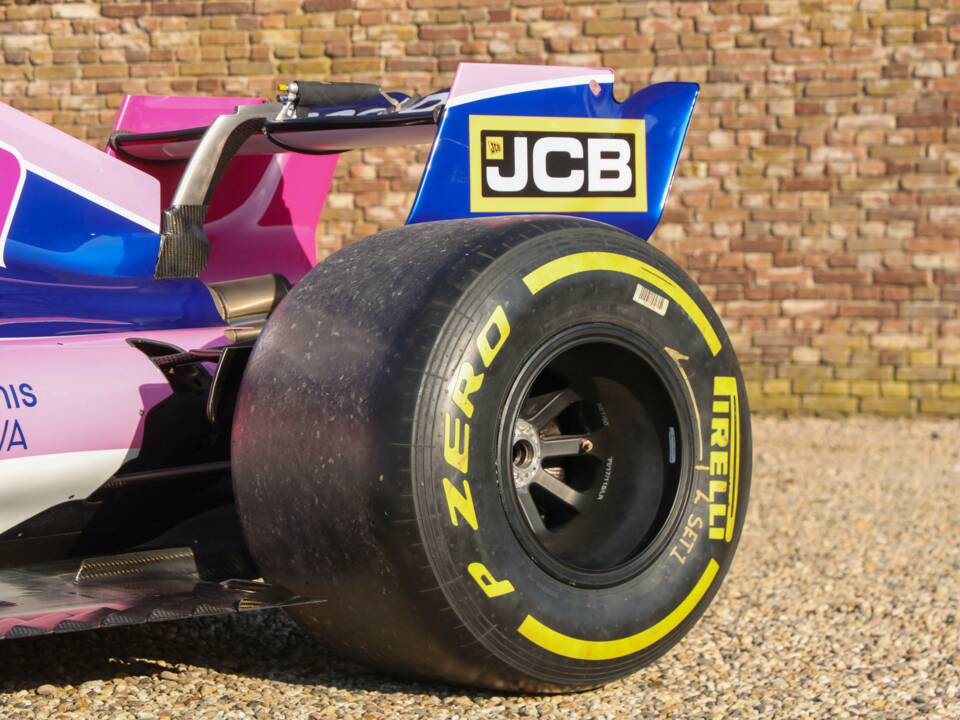 Image 19/48 of Force India VJM10 (2017)