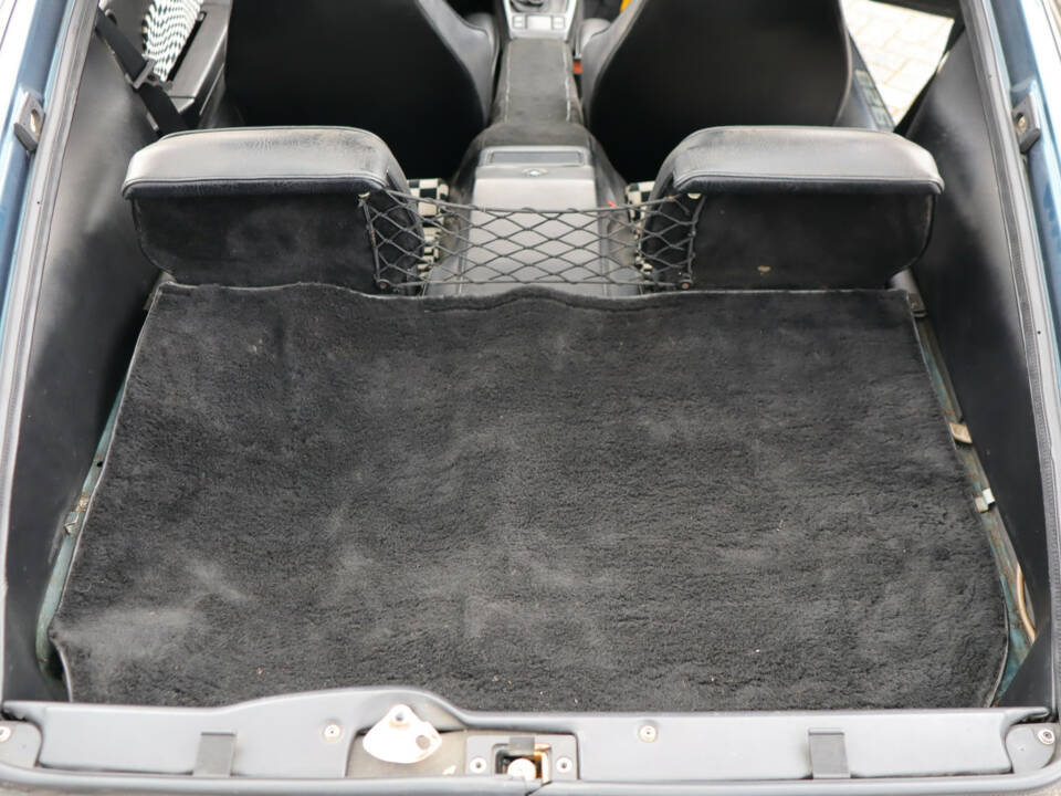 Bild 32/48 von Porsche 928 (1978)
