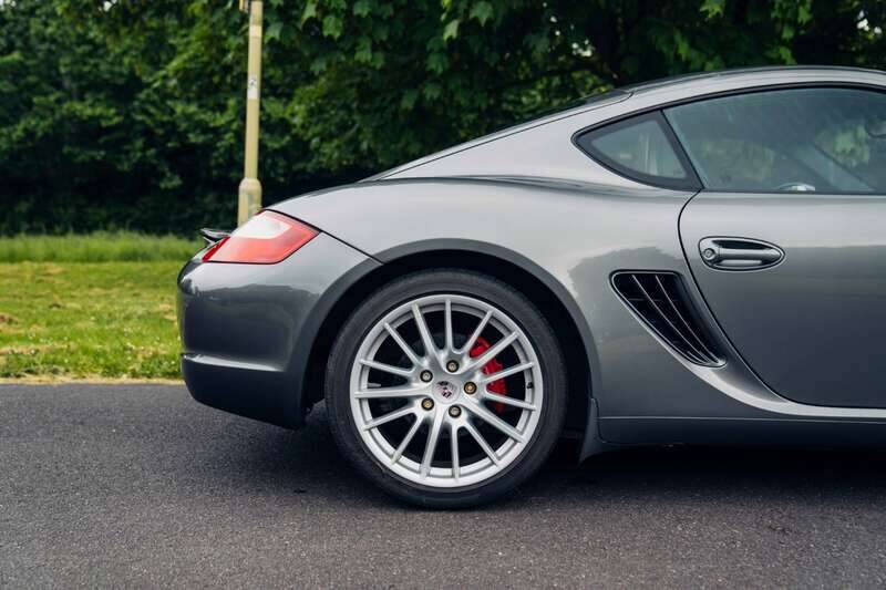 Bild 18/50 von Porsche Cayman S (2016)