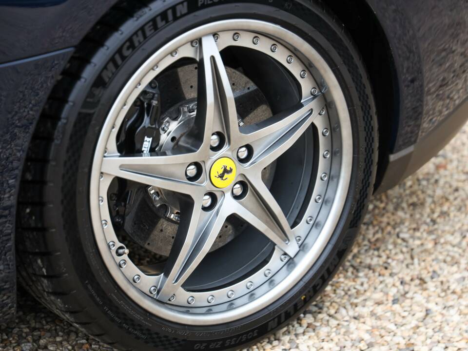Image 18/50 of Ferrari 599 GTB Fiorano (2009)