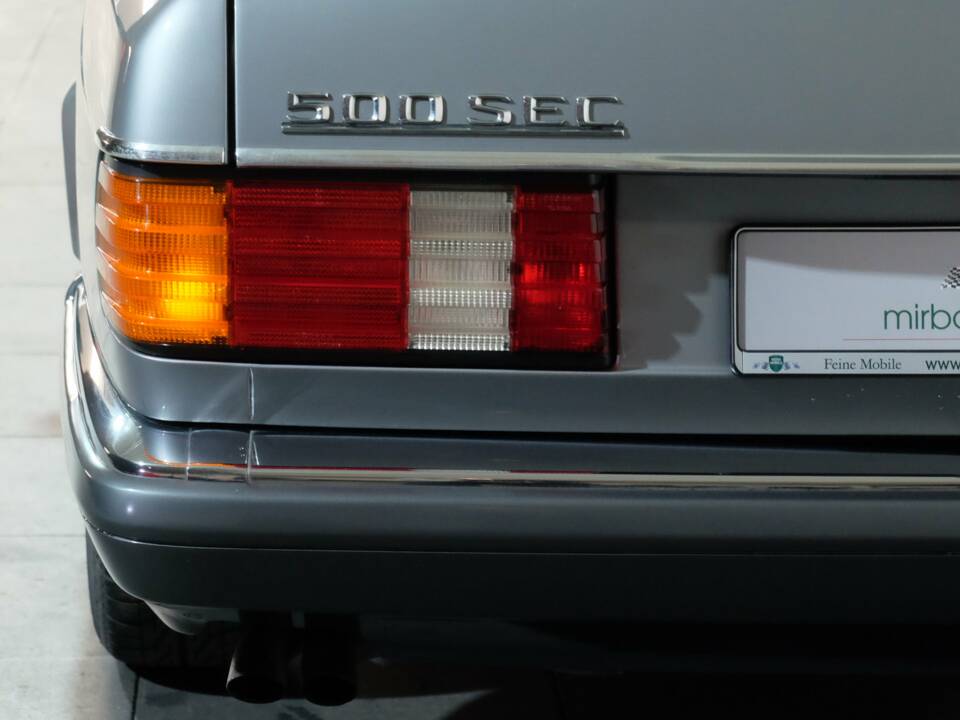 Image 23/34 of Mercedes-Benz 500 SEC (1991)
