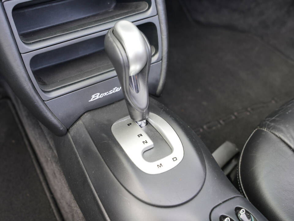 Immagine 45/50 di Porsche Boxster S (2000)