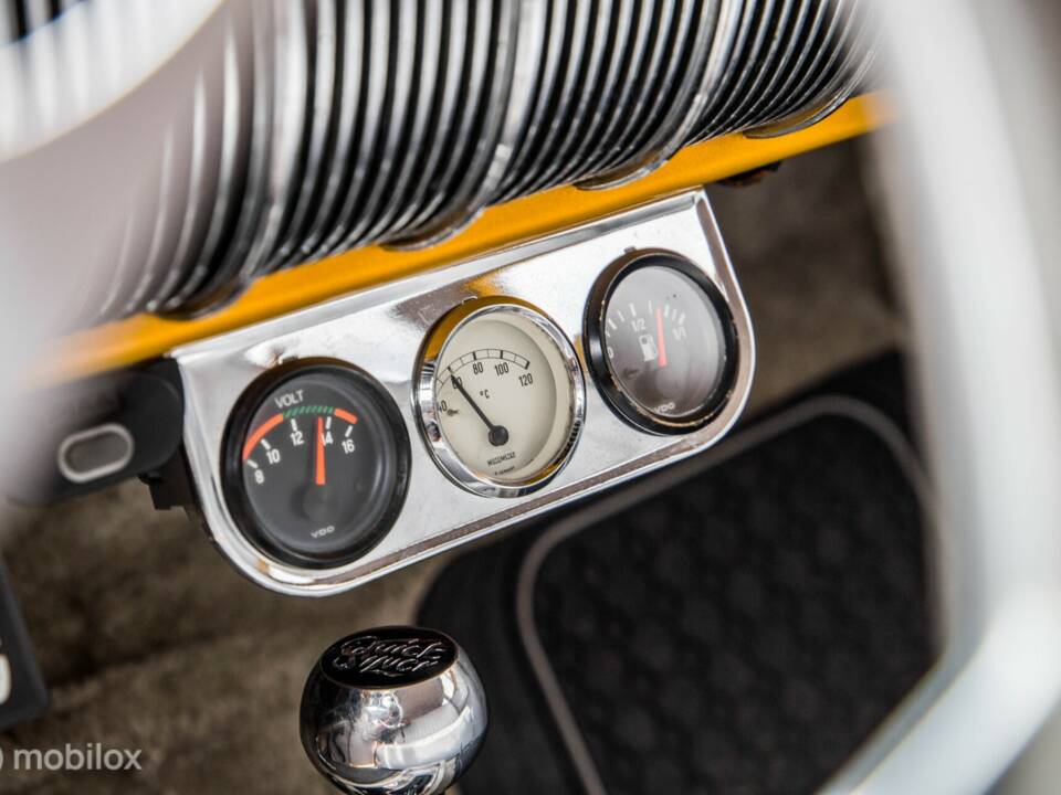 Bild 23/32 von Cadillac 62 Sedan (1941)