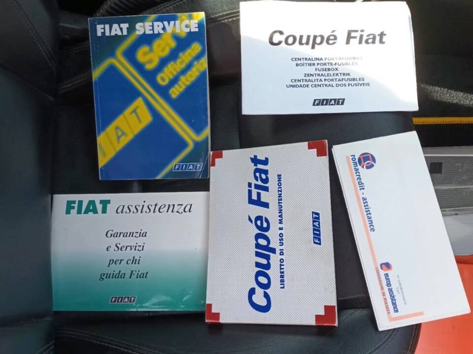 Bild 40/43 von FIAT Coupé 2.0 20V Turbo (1997)