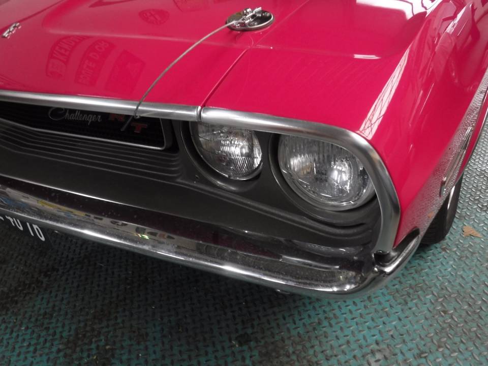 Image 12/50 of Dodge Challenger R&#x2F;T 440 Six-Pack (1970)