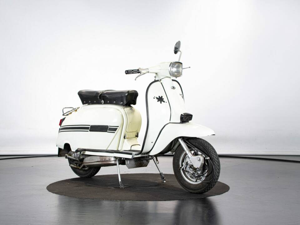Immagine 6/45 di Innocenti Lambretta 150 DL (1970)