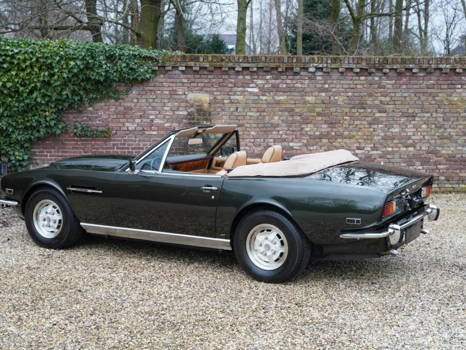 Bild 40/50 von Aston Martin V8 Volante (1981)