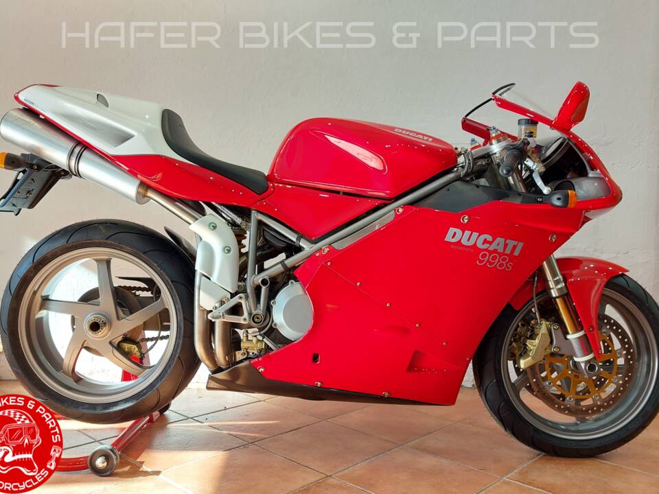 Immagine 3/34 di Ducati DUMMY (2003)