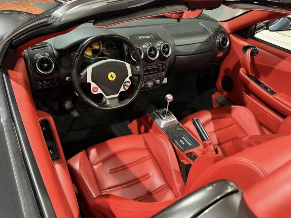 Afbeelding 16/23 van Ferrari F430 Spider (2006)