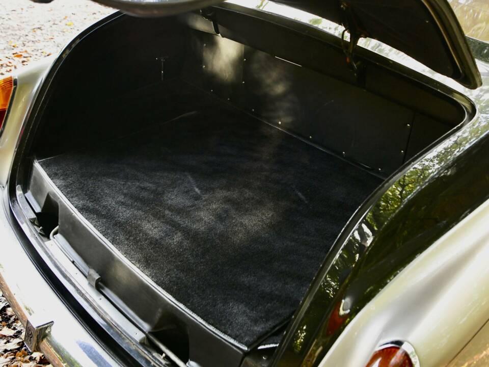 Imagen 31/46 de Rolls-Royce Phantom VI (1976)