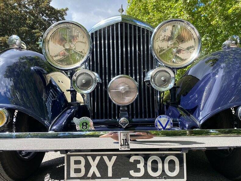 Image 32/50 of Bentley 3 1/2 Litre (1935)