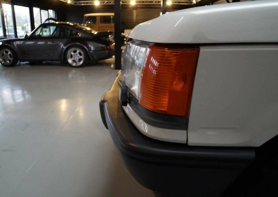 Bild 42/50 von Land Rover Range Rover 4.0 SE (1997)