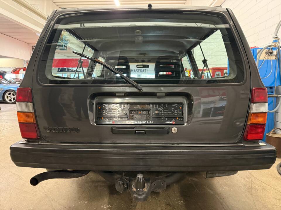 Imagen 14/16 de Volvo 245 GL (1993)