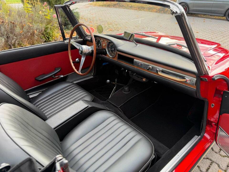 Image 19/34 of FIAT 1500 S (1961)