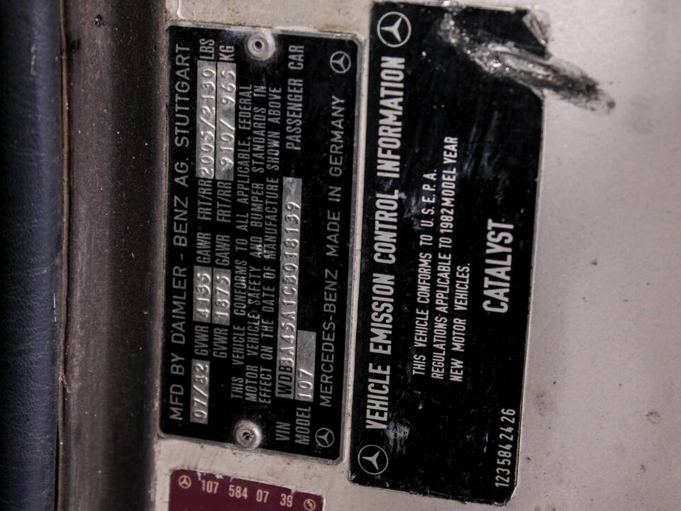 Bild 31/43 von Mercedes-Benz 380 SL (1982)