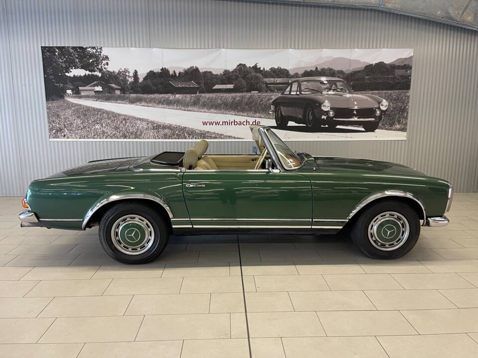 Image 2/22 of Mercedes-Benz 280 SL (1970)