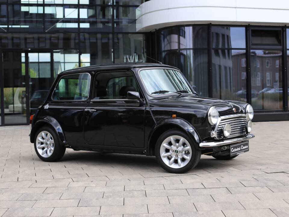 Immagine 6/38 di Mini Cooper 1.3i MPI (1999)